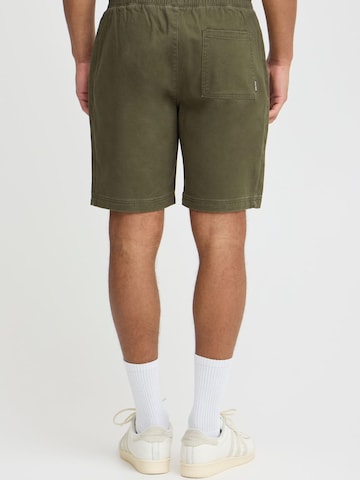 Loosefit Pantaloni chino ' BHEDNAN Shorts ' di BLEND in verde