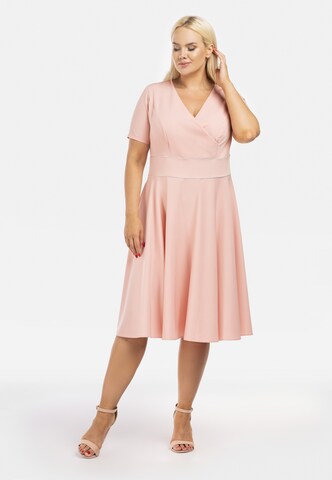 Robe de cocktail ' DONKA ' Karko en rose