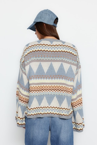 Pullover di Trendyol in grigio