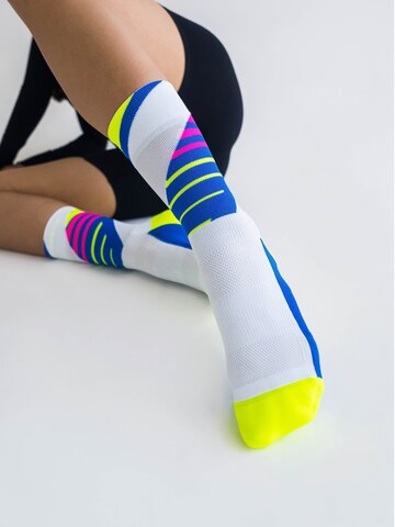 INCYLENCE Athletic Socks 'LADDERS' in Yellow