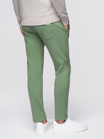 Ombre Slimfit Sporthose‌‌‌ in Grün