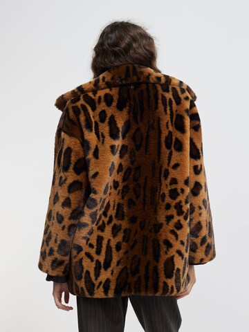 Lola Casademunt Jacke in Braun