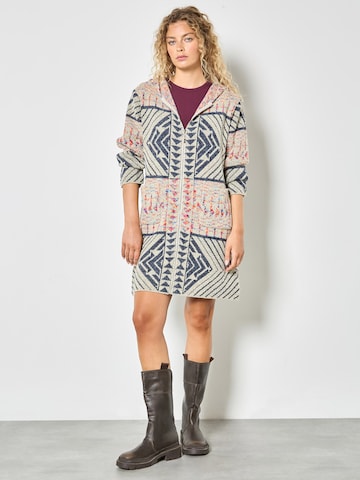 Apricot Knitted costume cardigan ' ' in Grey: front