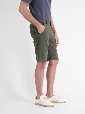 Regular Pantalon chino LERROS en vert