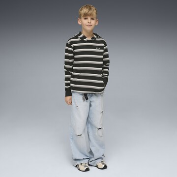 PUMA Sweatshirt in Black