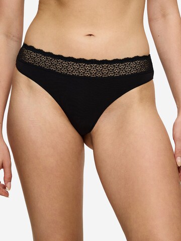 TRIUMPH String 'Feel of Modal'‌‌ in Schwarz