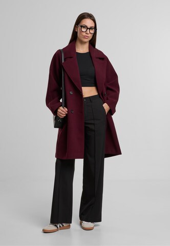 Noisy may Mantel  'NMCici' in Rot