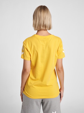 Hummel - Camiseta funcional en amarillo