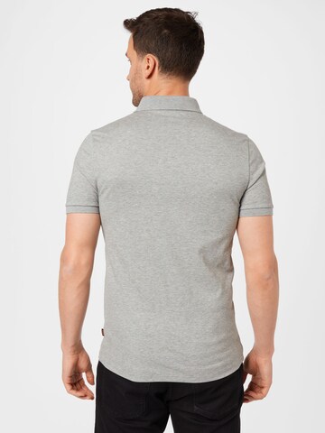 T-Shirt 'Passenger' BOSS en gris