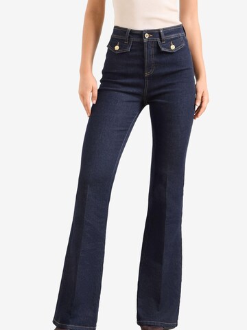 Lipsy Flared Jeans in Blue: front