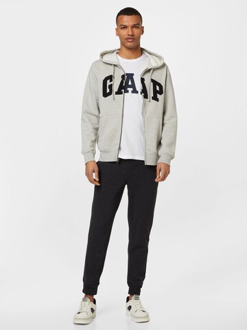 GAP Sweatjacke in Grau