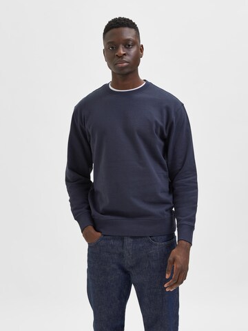 SELECTED HOMME Sweatshirt 'Caleb' in Blauw: voorkant