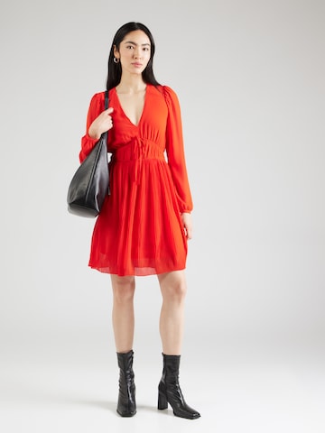 Robe 'VMLOUISA' VERO MODA en rouge : devant