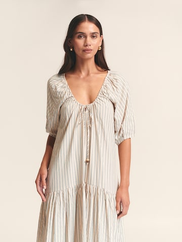 St MRLO Φόρεμα 'Florence' σε μπεζ