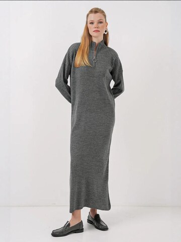 Robes en maille Bigdart en gris : devant