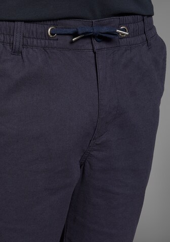 DELMAO Regular Shorts in Blau