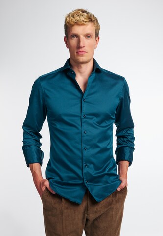 ETERNA Slim fit Business Shirt in Green: front