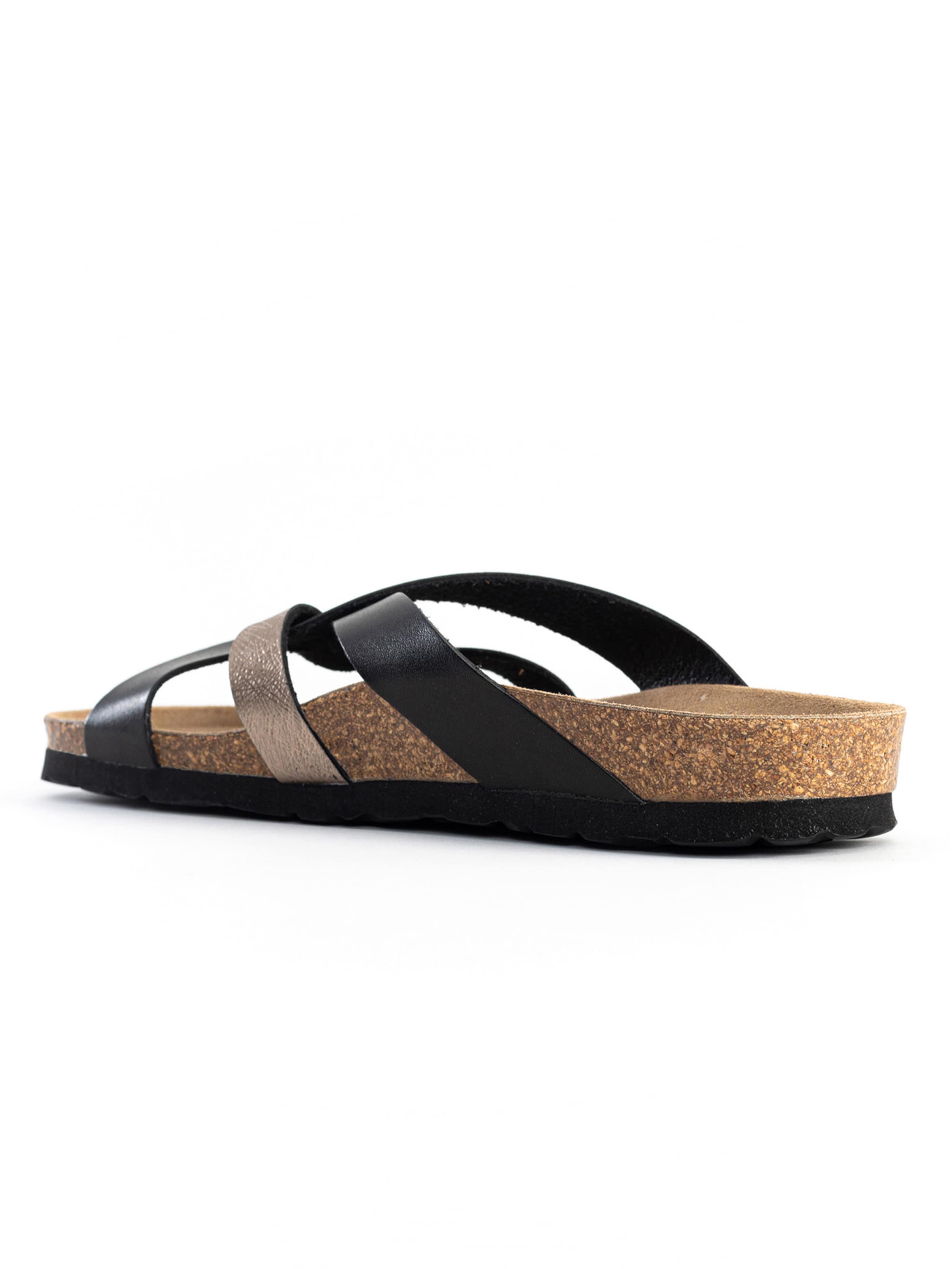 Bayton Šľapky 'Santander' - Čierna