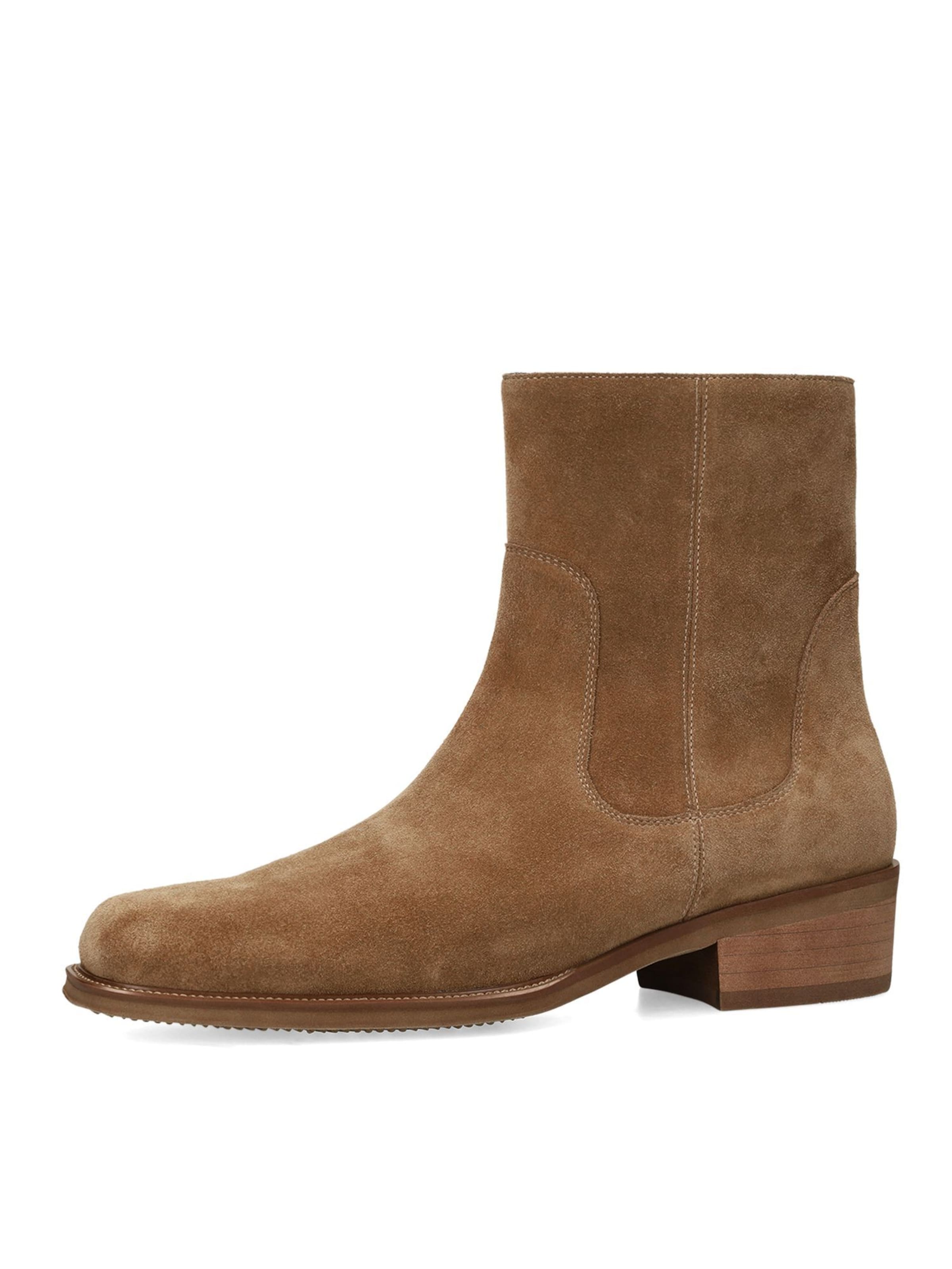 MANFIELD Boots in Brown: front