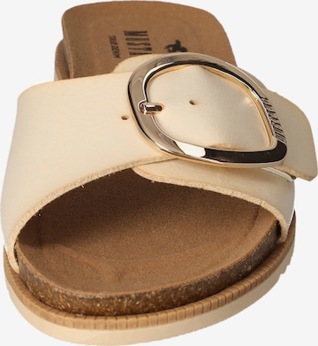 MUSTANG Mules in Beige: front
