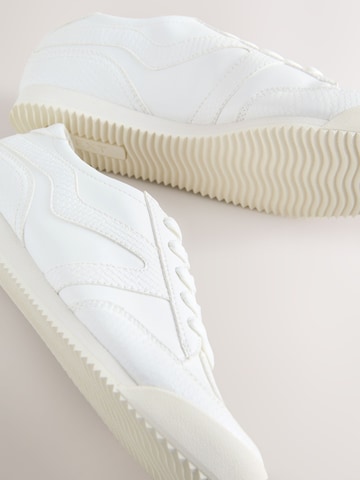 Next Низкие кроссовки в Белый