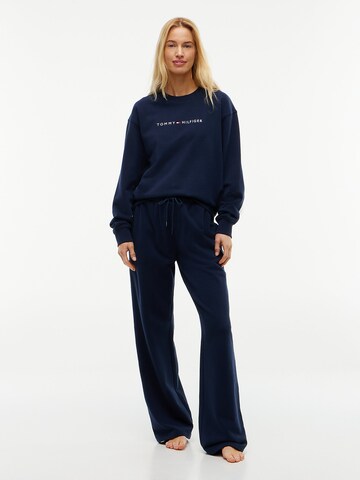 TOMMY HILFIGER Sweatshirt 'Essential' in Blauw