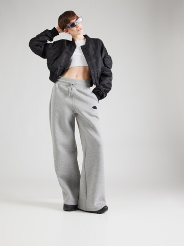 THE NORTH FACE Wide leg Trousers in Grey