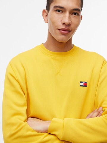 Tommy Jeans Sweatshirt in Yellow