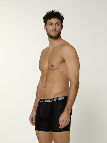 Nur Die Boxershorts ' Long Boxer Cotton Active ' in Zwart: voorkant