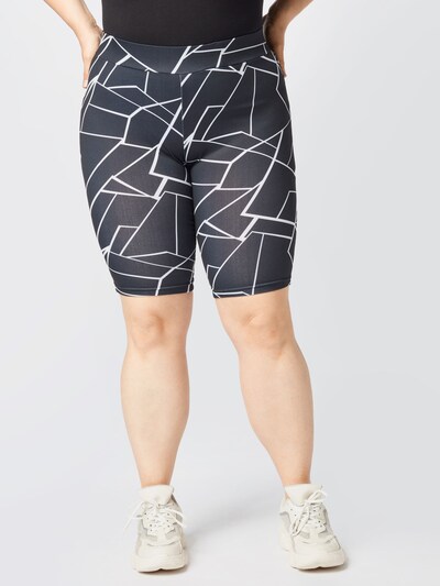 Urban Classics Curvy Broek in de kleur Zwart / Wit, Modelweergave