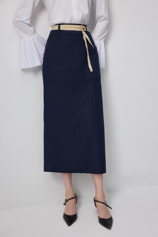 Touche Prive Skirt in Blue: front