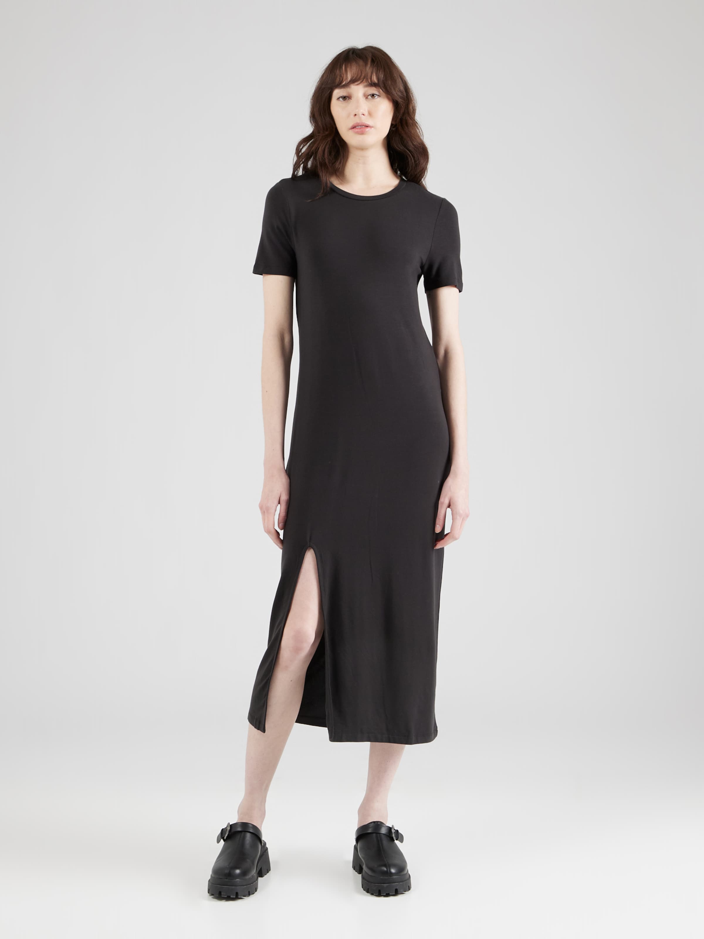 Aware Jurk VMKellyjo in Zwart ABOUT YOU