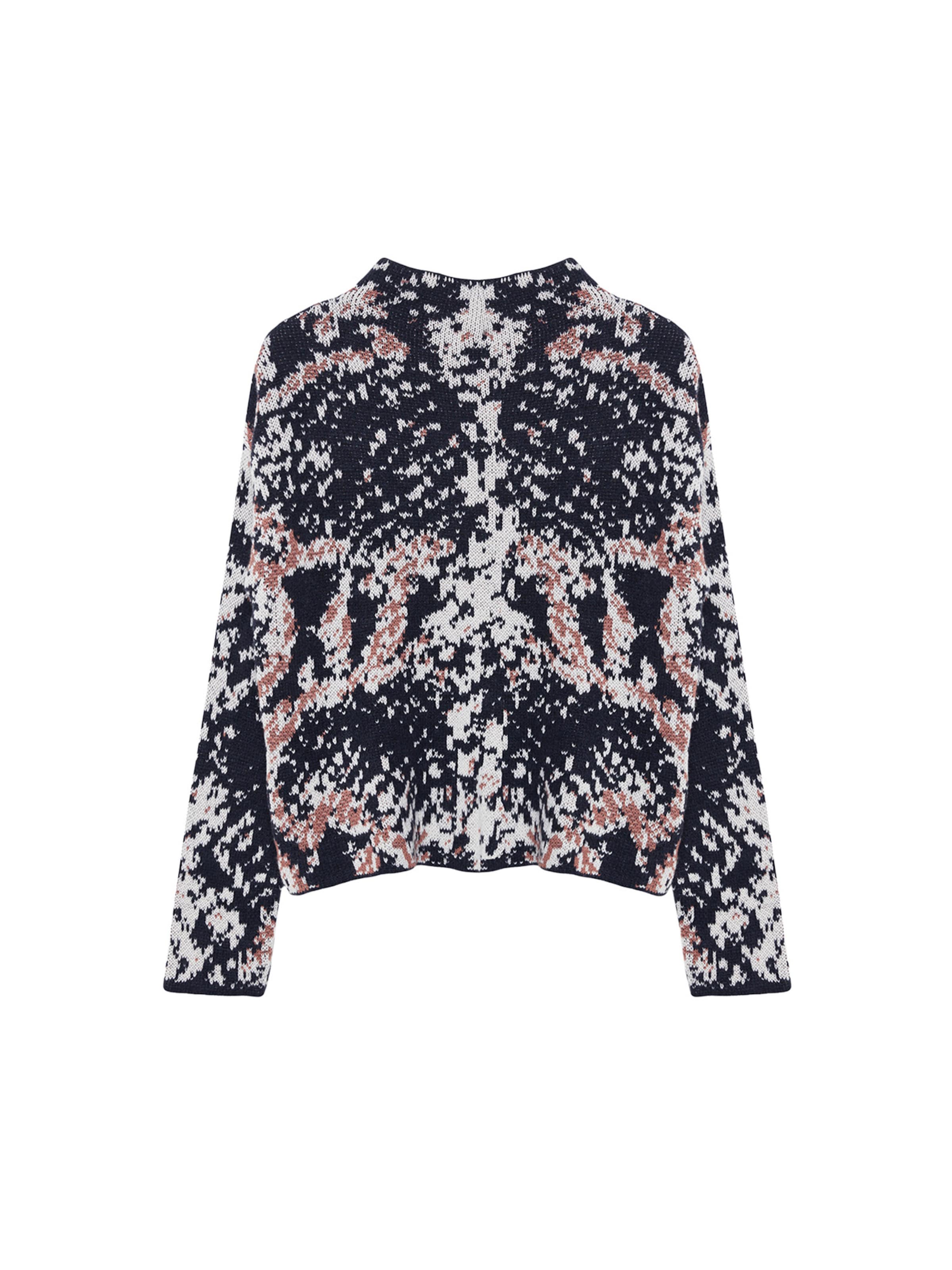 Trendyol Sweater in Grey: front