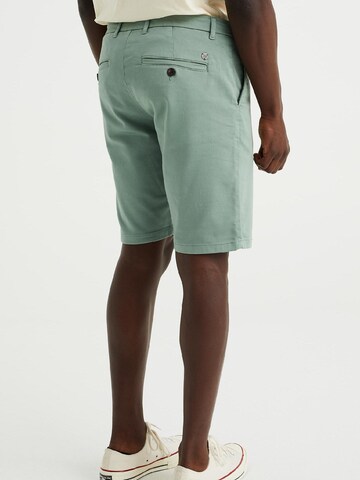 WE Fashion Slimfit Shorts in Grün