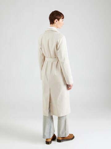 STUDIO SELECT Between-seasons coat in Beige