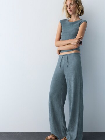 Pull&Bear Široký strih Nohavice - Modrá