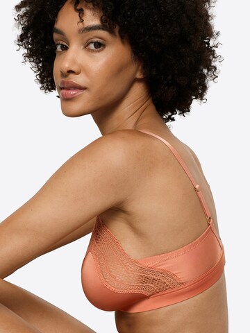 Hanro T-shirt Bra ' Ciri ' in Orange