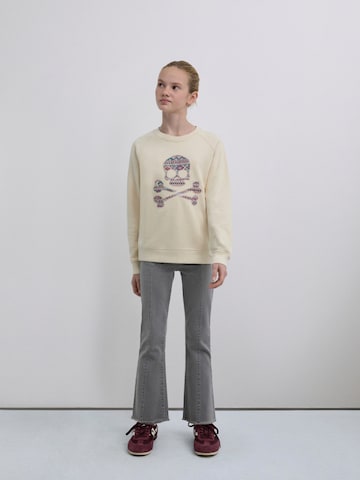 Scalpers Μπλούζα φούτερ 'Kilim' σε λευκό: μπροστά