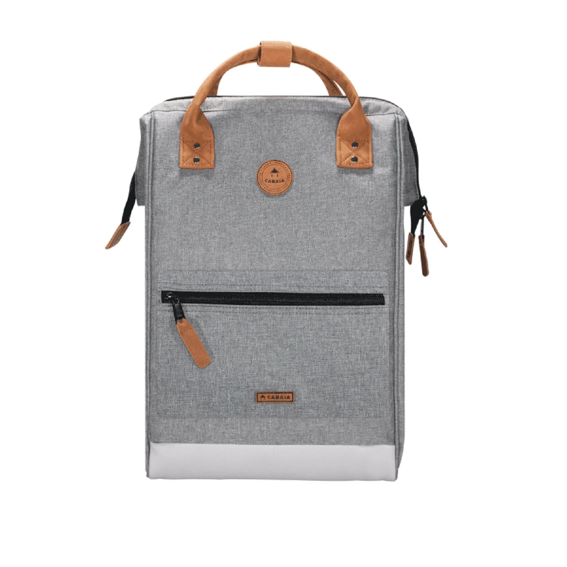Cabaia Rucksack in Grau: Vorderseite