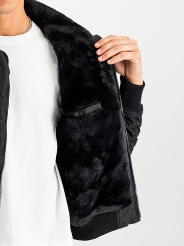 ALPHA INDUSTRIES Winterjacke 'B15-3 TT'‌ in Schwarz
