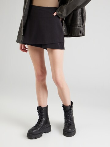 ONLY Regular Shorts 'ONLSULAJMA' in Schwarz: Vorderseite