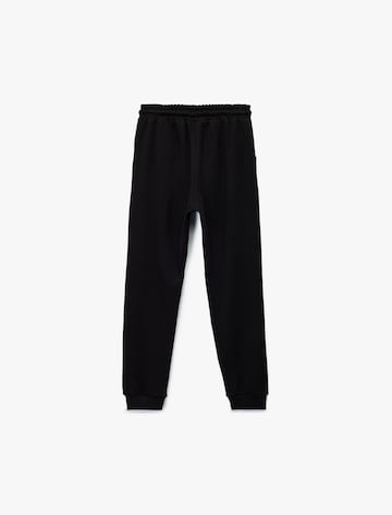 Koton Tapered Broek in Zwart