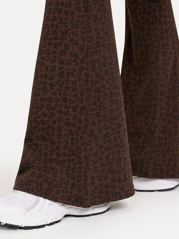 Coupe slim Leggings ' Lithara ' Smilodox en marron