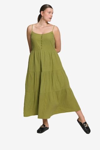 Studio Untold Summer Dress in Green: front