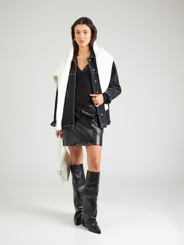 Tricou 'Ida' de la ABOUT YOU pe negru