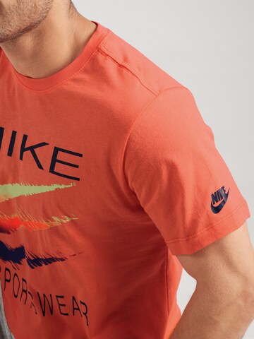 Nike Sportswear Shirt in Red