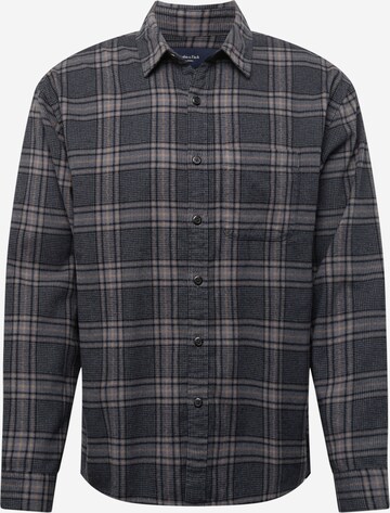 Abercrombie & Fitch - Comfort Fit Camisa em preto: frente