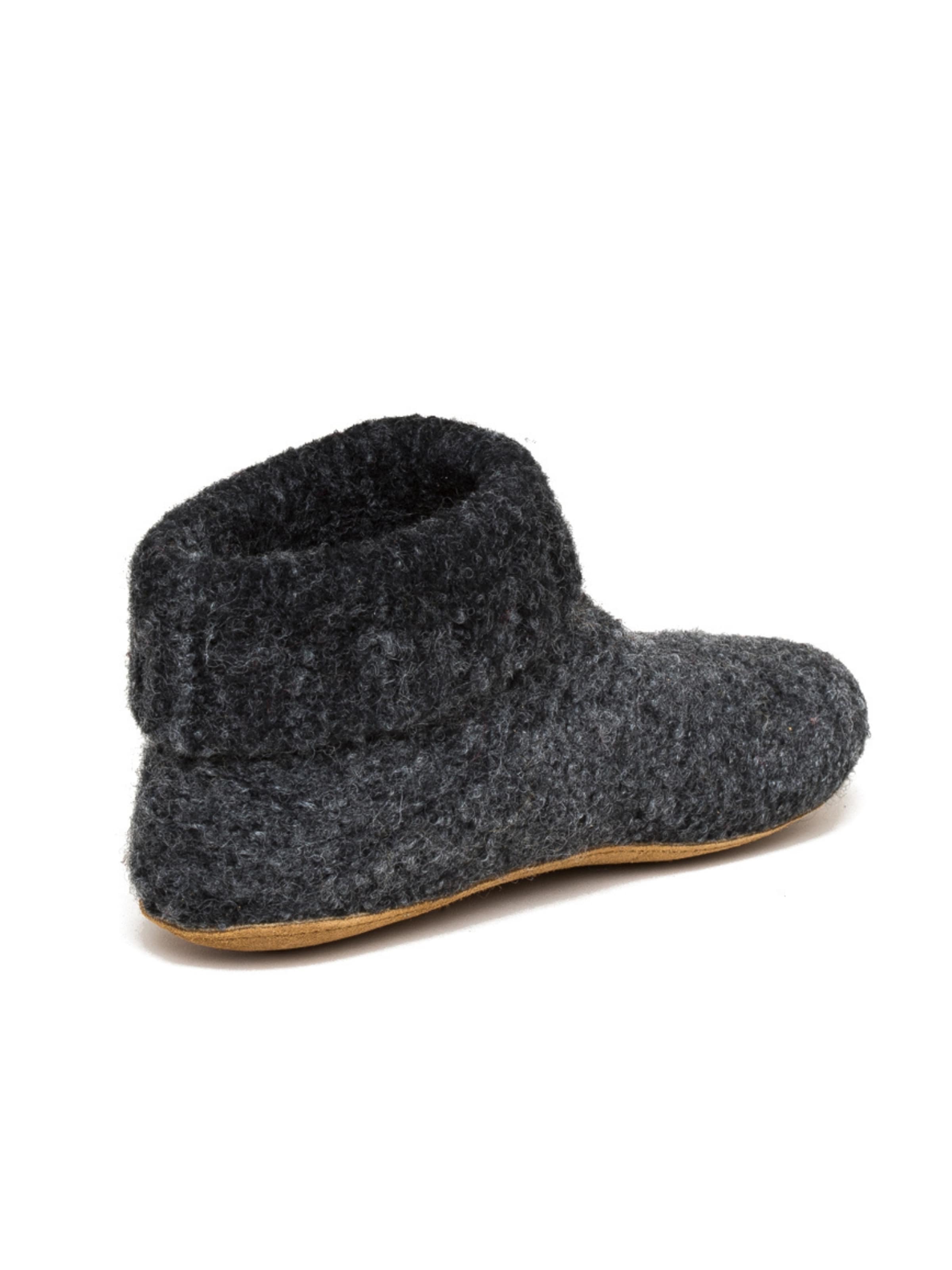 Gottstein Hausschuh 'Hüttenschuhe Knit Boot'‌‌‌‌‌‌‌ in Schwarz