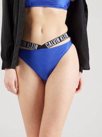 Calvin Klein Swimwear Bikiinipüksid 'Intense Power', värv sinine: eest vaates