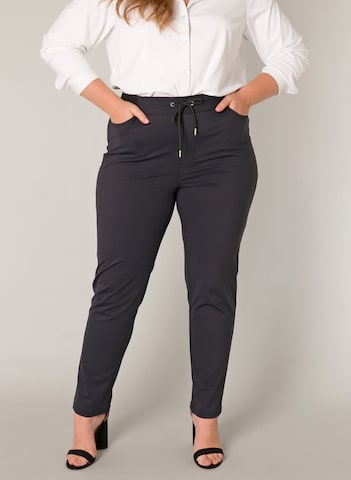 BASE LEVEL CURVY Regular Pants in Black: front